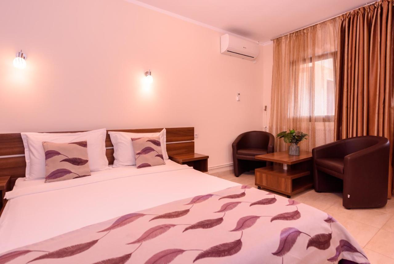 Hotel Lorena 3*
